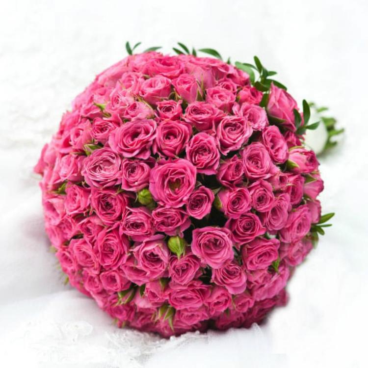 100 Pcs Pink Roses Bouquet