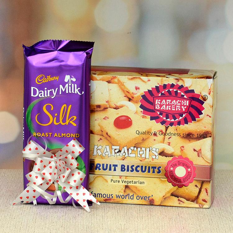 Dairy Milk Silk Roast Almont & Karachi Biscuit