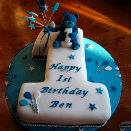 1st Bday Vanilla Fondant Cake - 3 Kg.