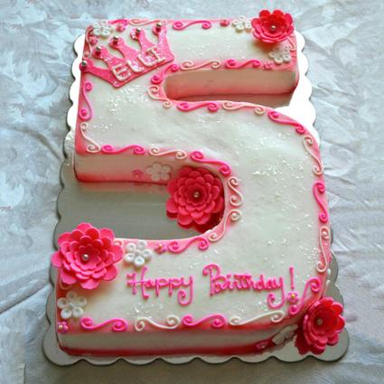 5th Bday Fondant Vanilla Cake - 3 Kg.