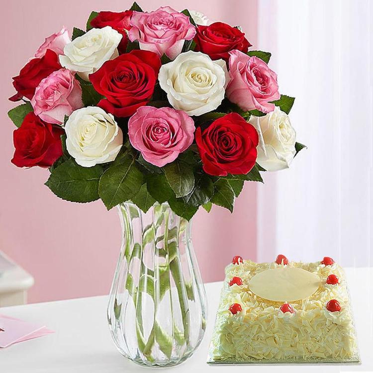 Pineapple Cake & Roses