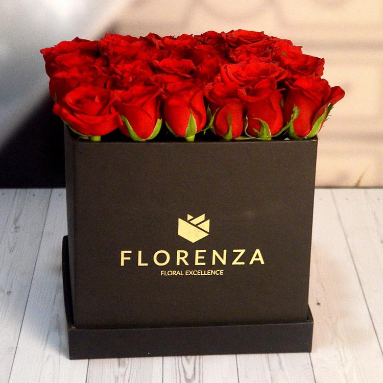 36 Pcs Roses In A Black Square Box