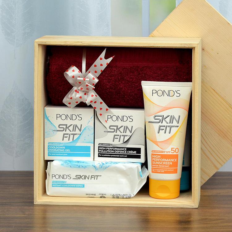 Skin Fit Towel Toggled Box