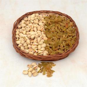 300gm Pista & Raisins Same Day 300gm Pista & Raisins Same Day