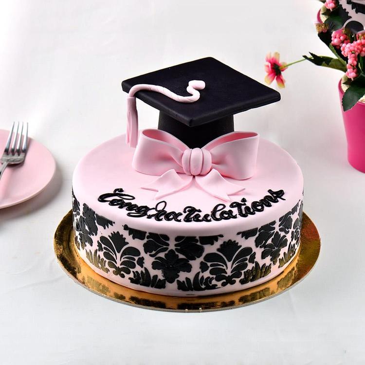 Graduation Cake 2 Kg