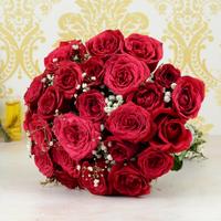 Roses & Gypsophilla Bouquet