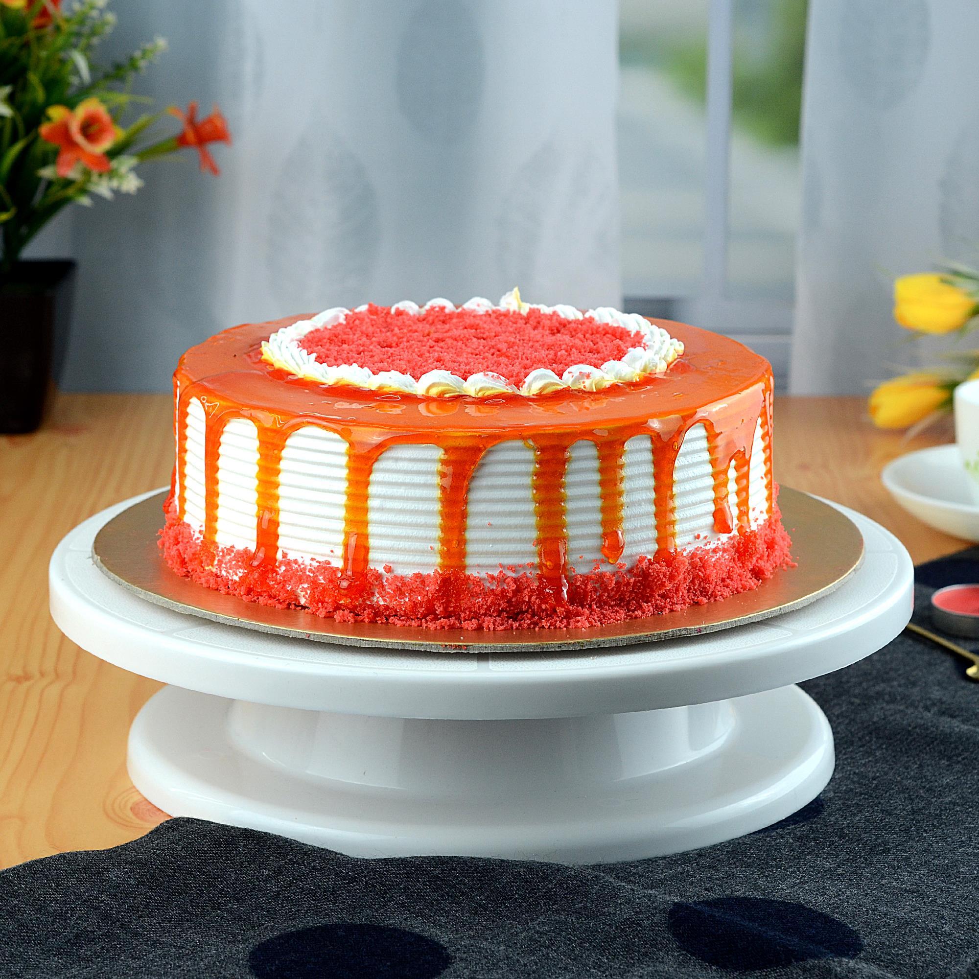 9 Gorgeous Velvet Cakes in Every Color Except Red