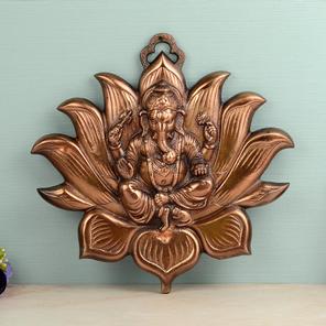Ganesha on Padmasana Ganesha on Padmasana