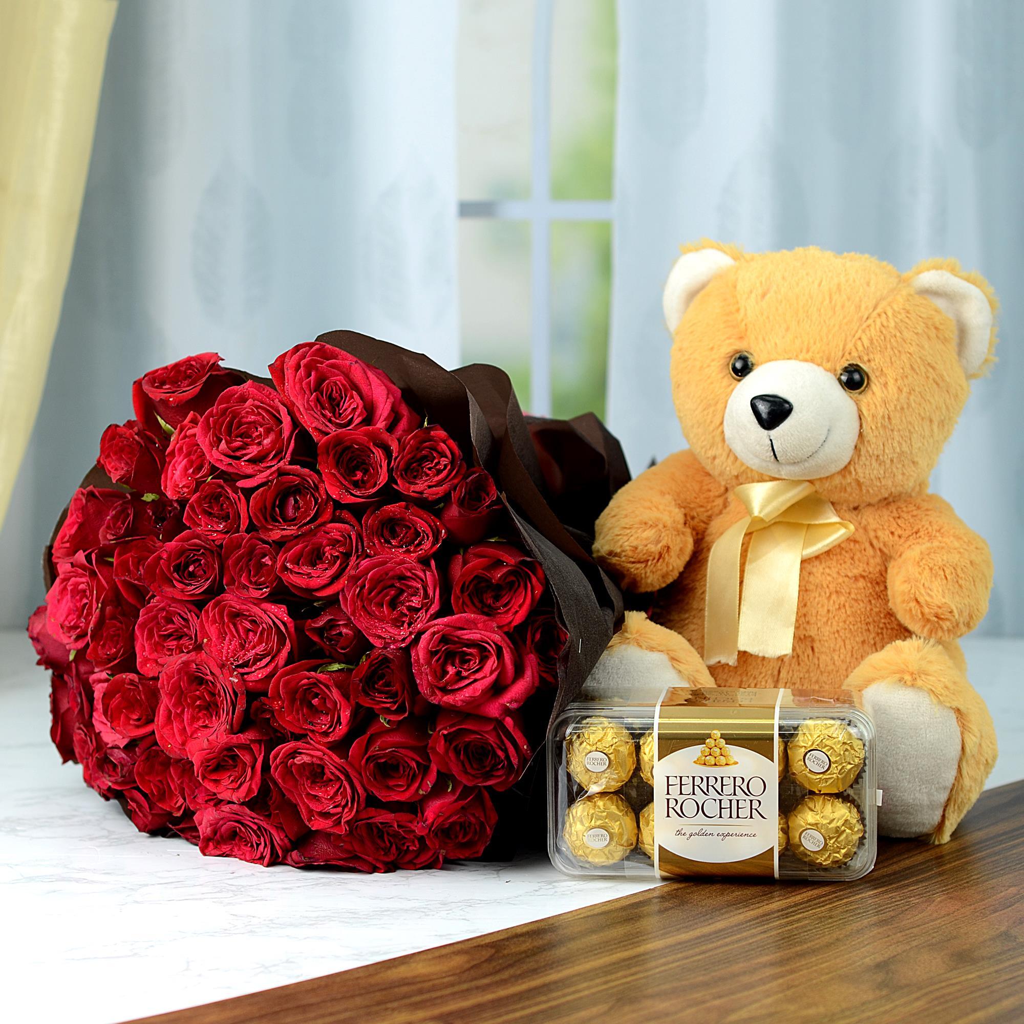 Red rose store with teddy