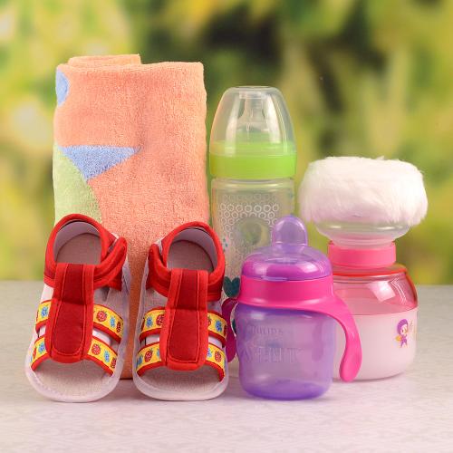 Essential Gift Set For Baby