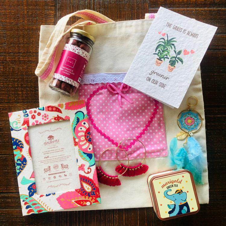 Valentine's Surprise Hamper