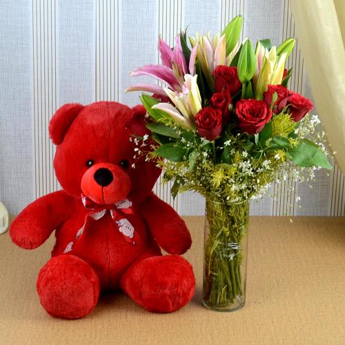 The Sweet Combo of Red & Pink