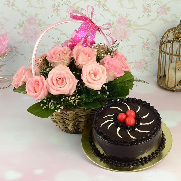 Truffle Cake with Pink Roses