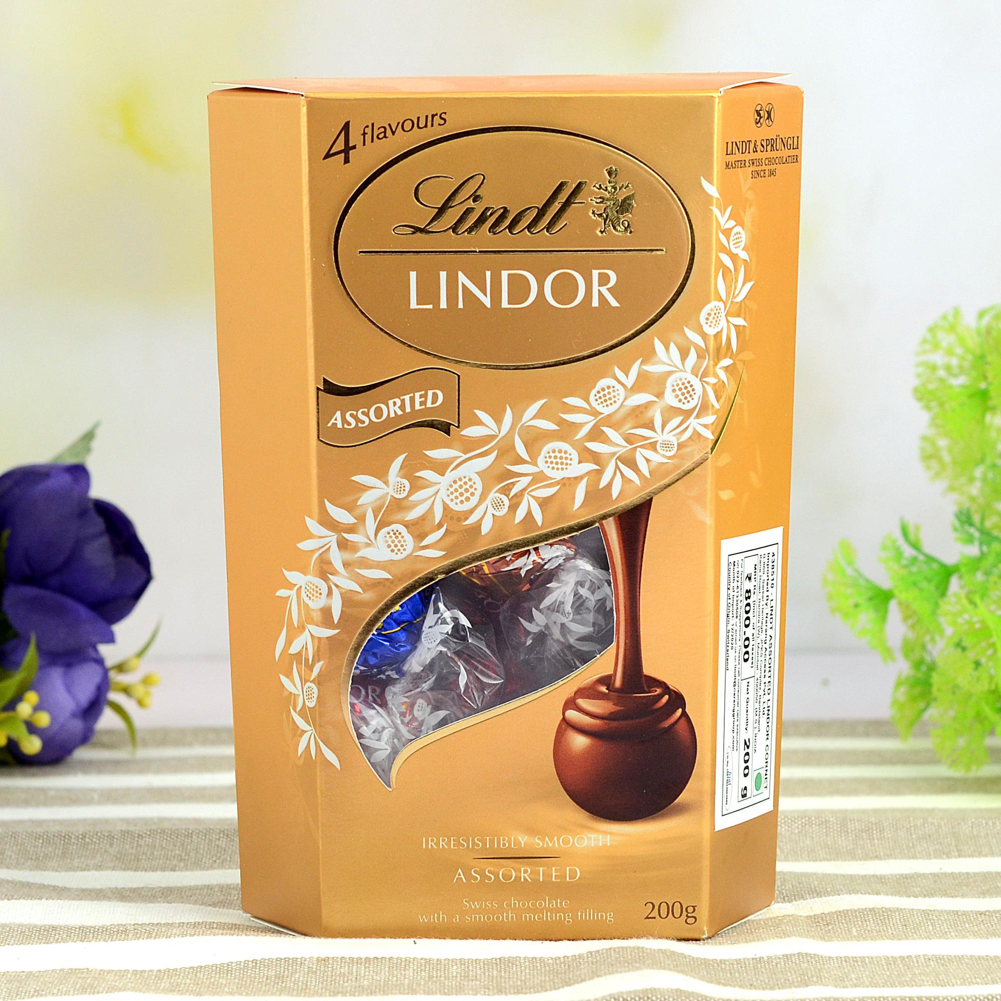 4 Flavours Of Lindt Lindor Only Chocolates   GTI440409 