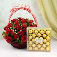 Combo of Red Roses and Ferrero