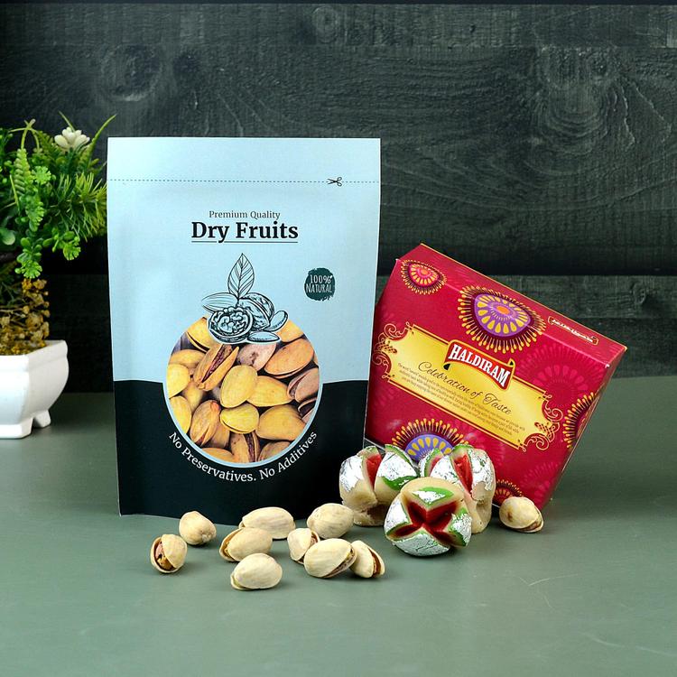 Kaju Phool & Pista Set