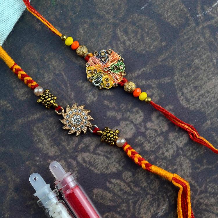 Metal Rakhi Set 