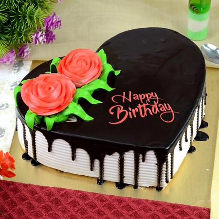 Strawberry Choco Cake - 1 Kg