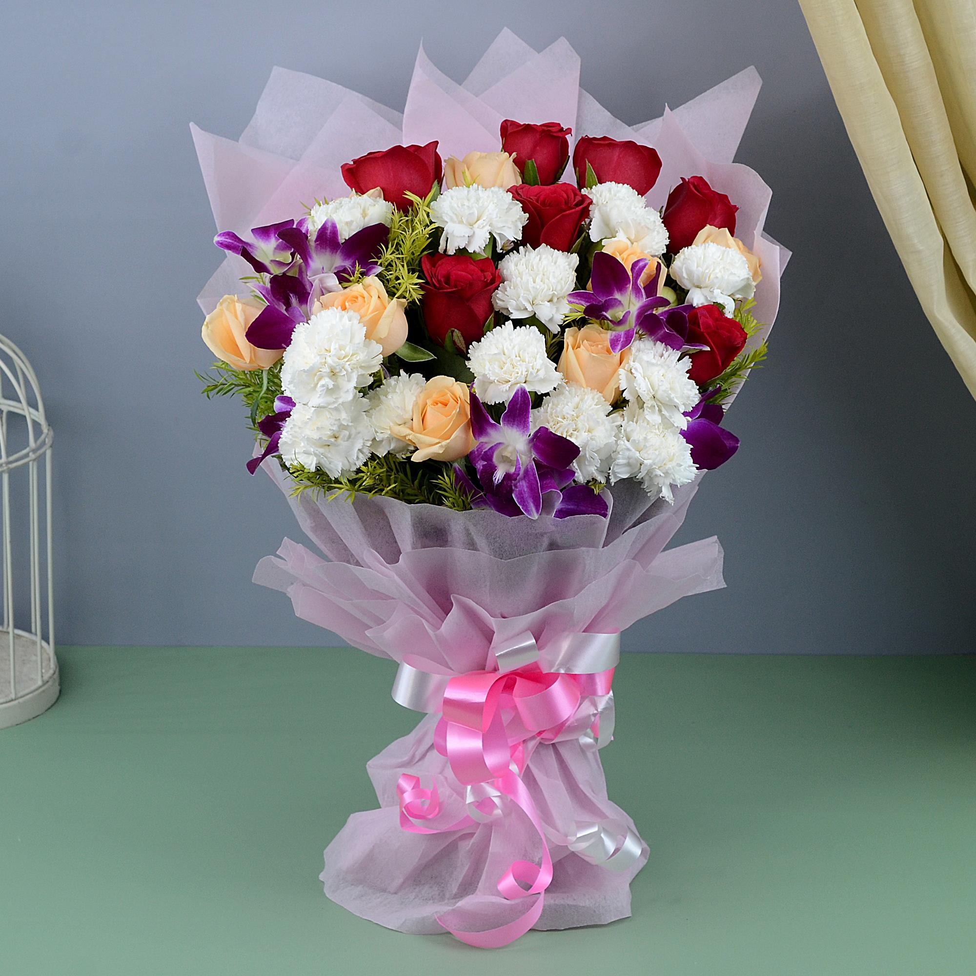 Magical Hues Bouquet Flowers to Vadodara