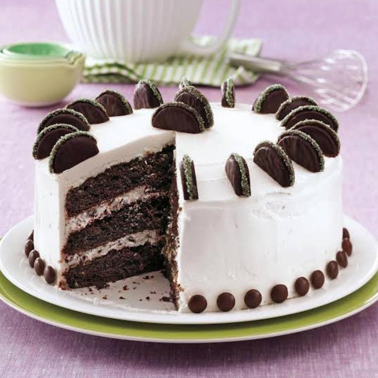 Choco Oreo Cake 1/2 Kg - F Guru