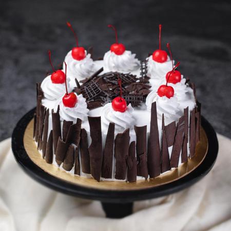 Black Forest Cake 1/2 Kg - HB