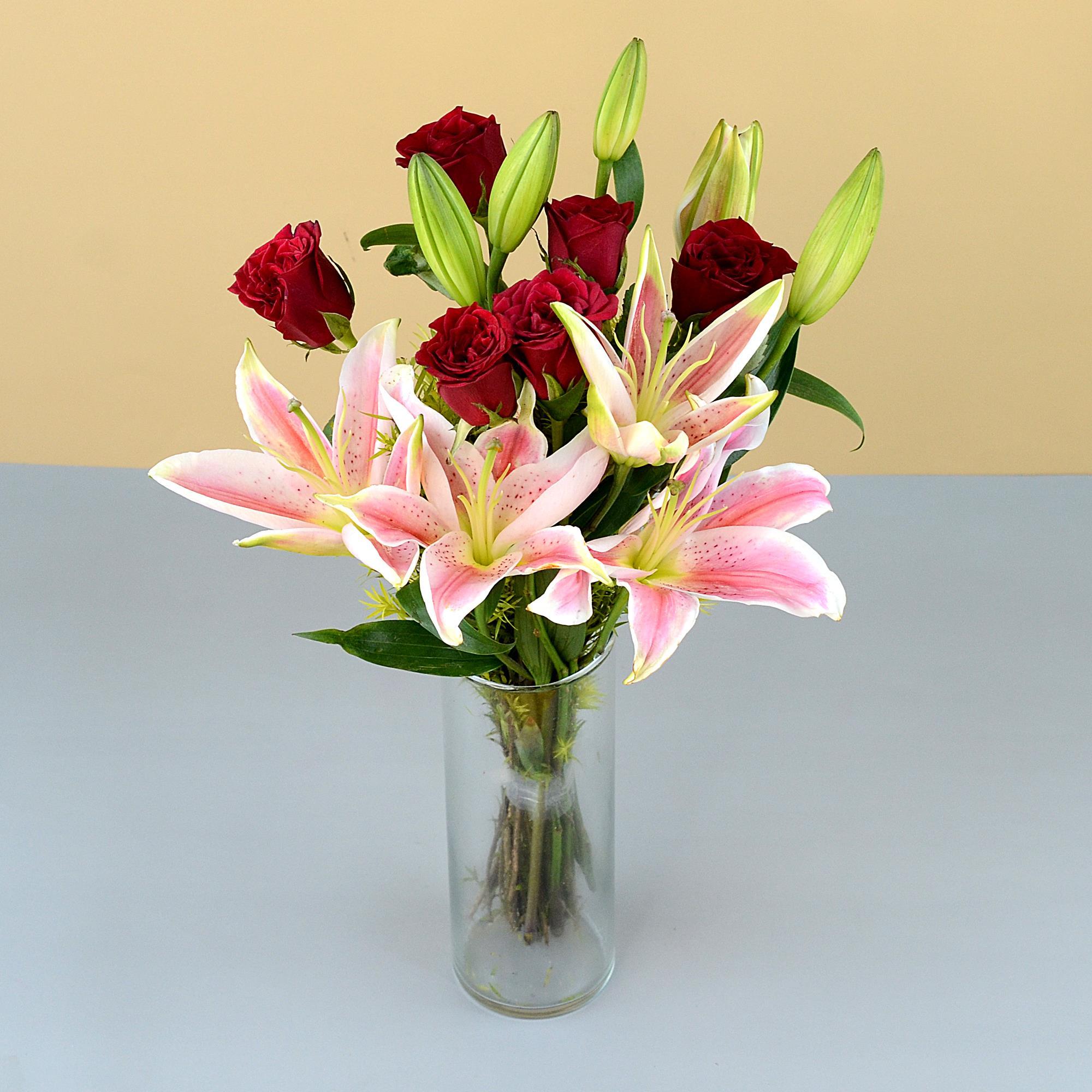 Roses & Lilies in a Vase Exotic Flowers