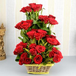 Dreamy Red Roses Basket Dreamy Red Roses Basket