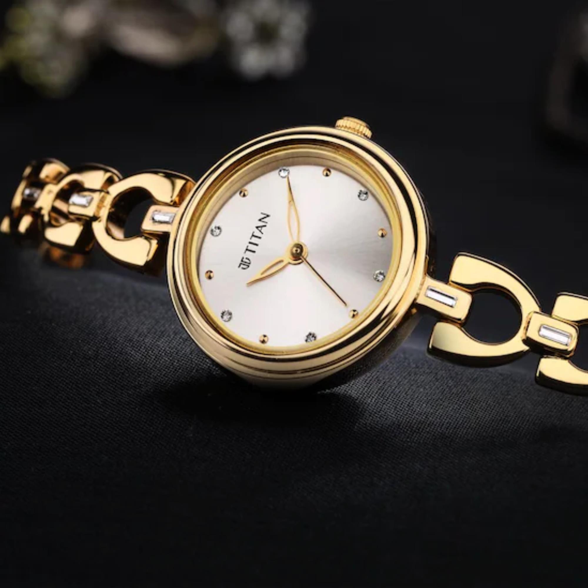 Fastrack Ladies Golden Chain Watches | ppgbbe.intranet.biologia.ufrj.br