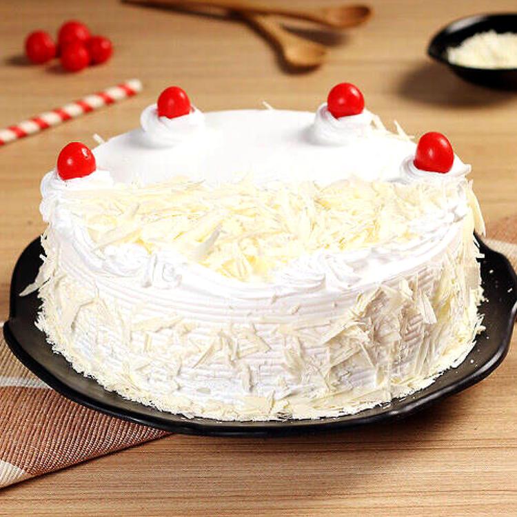 White Forest Cake 1/2 Kg - NC