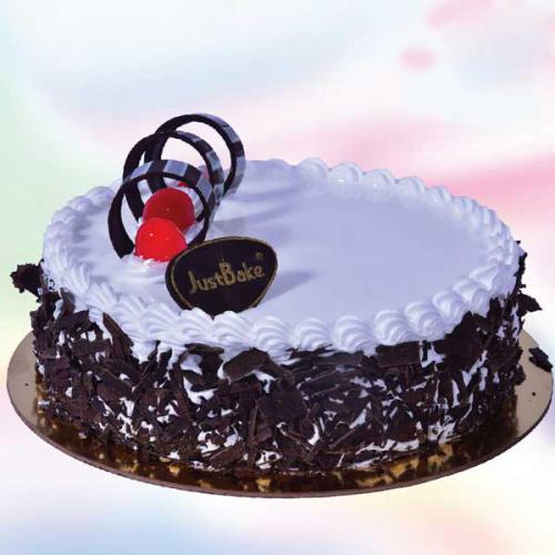 Black Forest Cake 1/2 Kg - JB