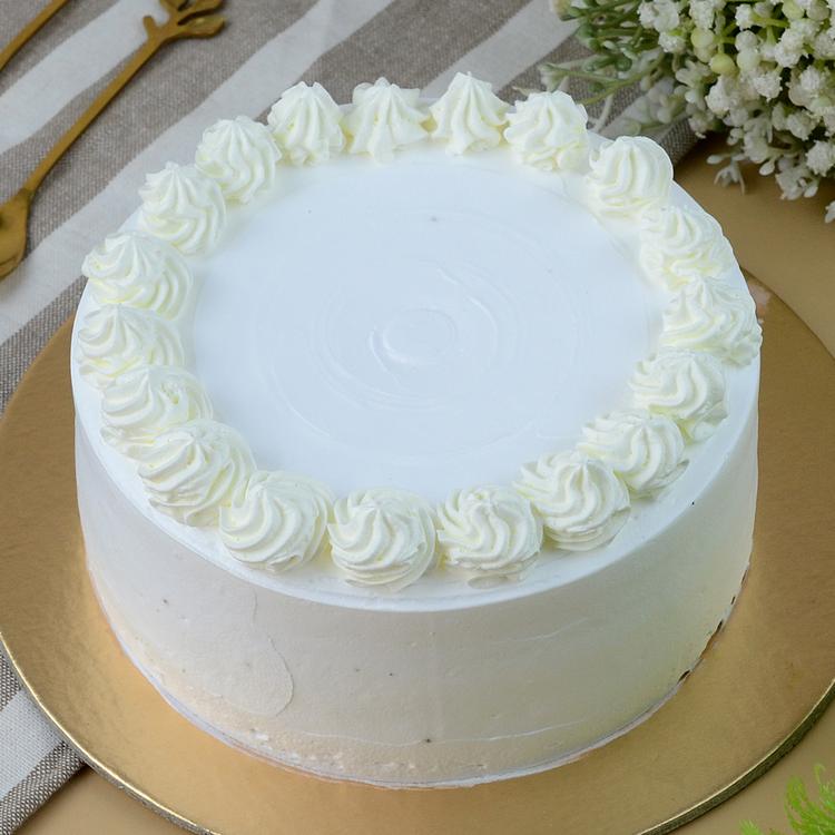 Vanilla Delight Cake