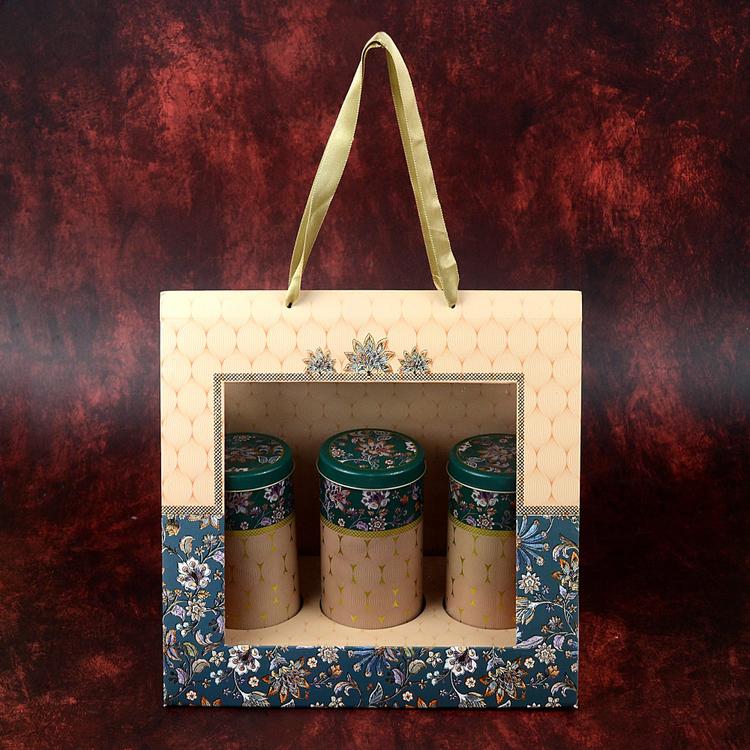 Unique Pyramid Gift Box 