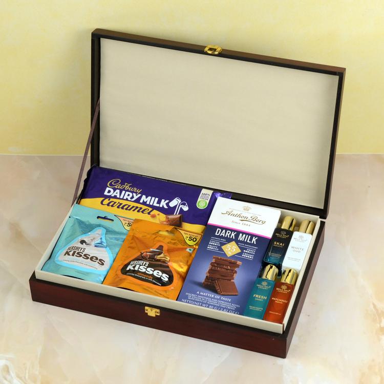 Sweet N' Scent Hamper