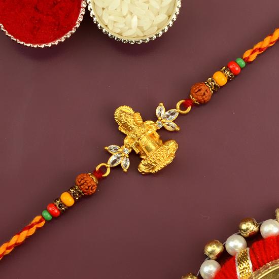 Worshipping Ganesh Rakhi 
