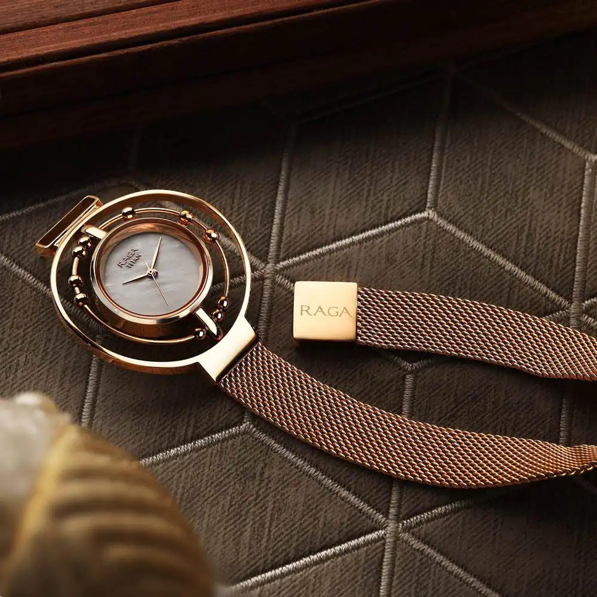 Titan raga clearance watches leather strap