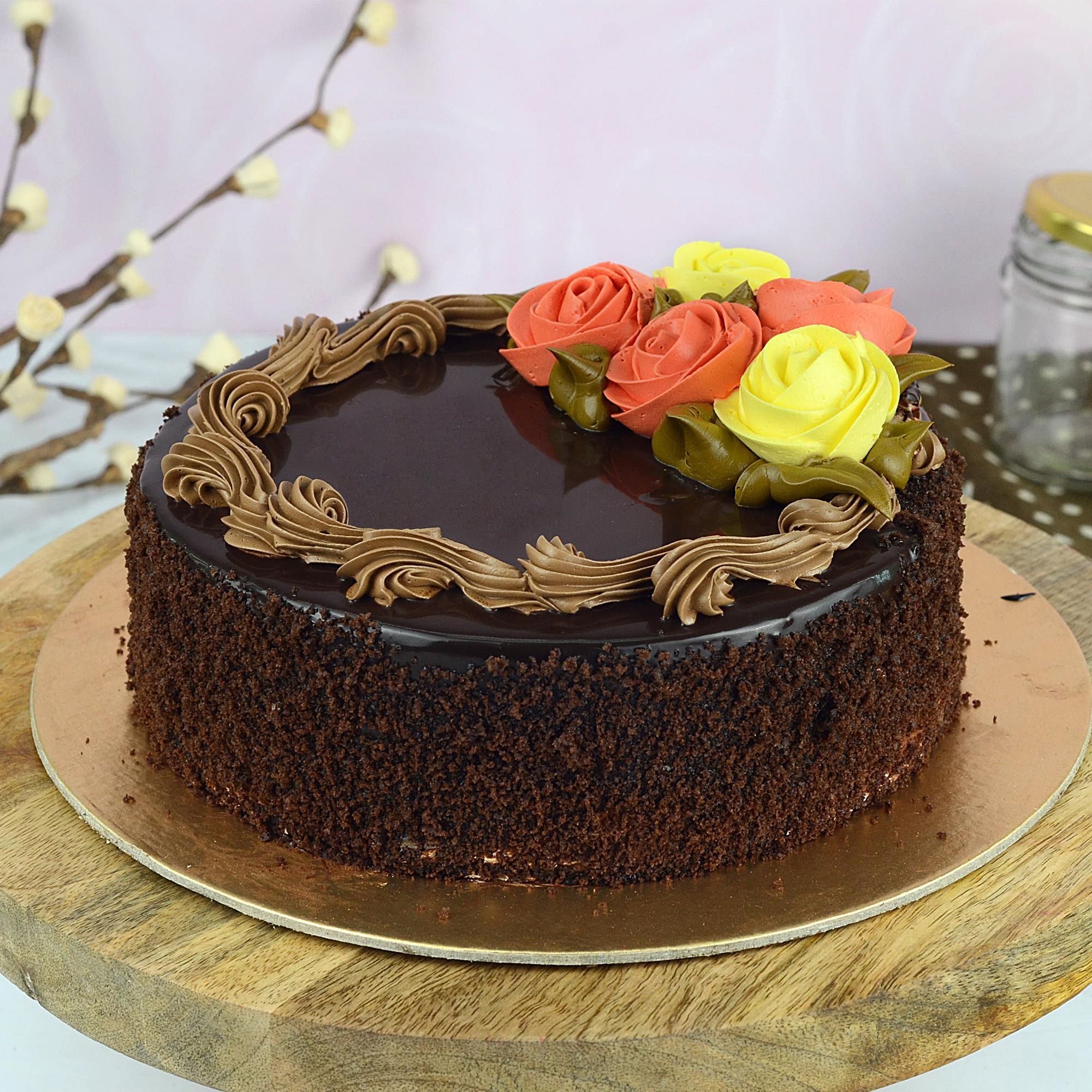 Chocolate Caramel & Walnut Cake Kg - Whole Cakes - Cakes & Pastries - Bakery  - Fresh & Chilled - Products - Supermercado Apolónia