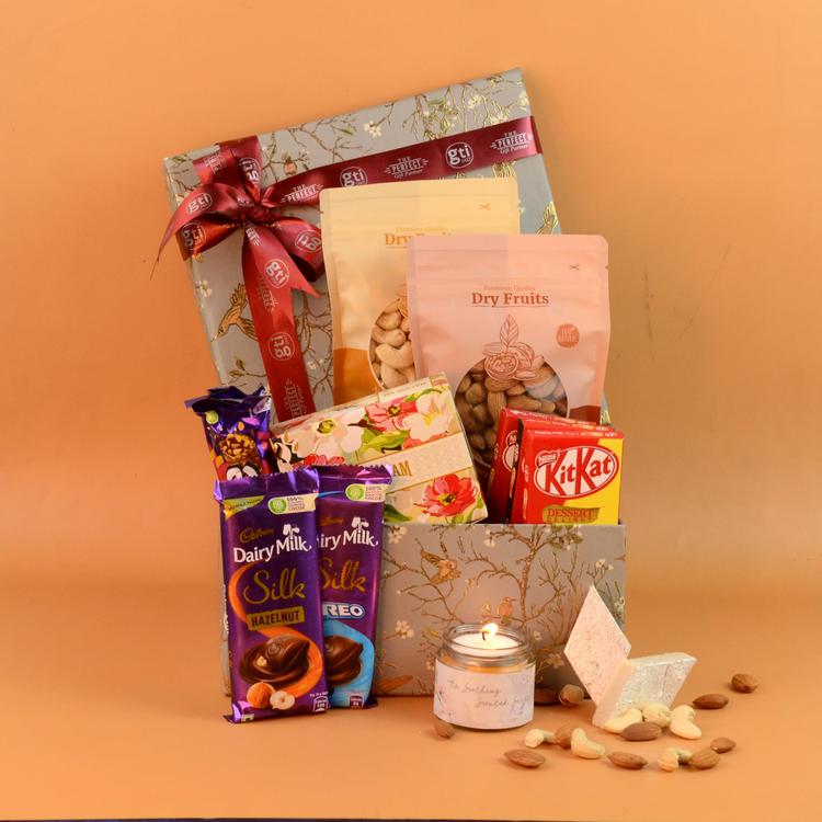 Candle, Sweets and Dry Fruits Box Candle, Sweets and Dry Fruits Box