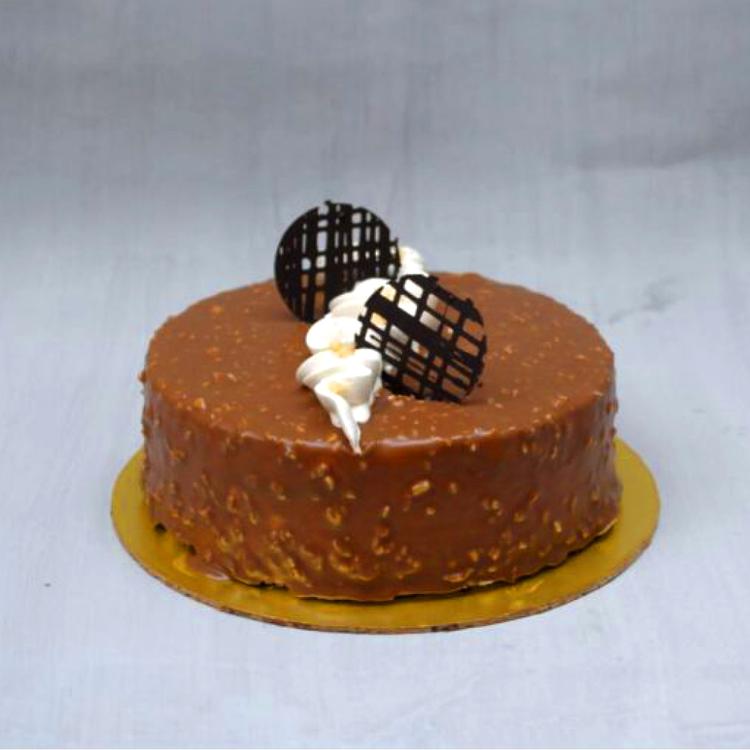 The Centre Court Ferrero Rocher Cake 1kg
