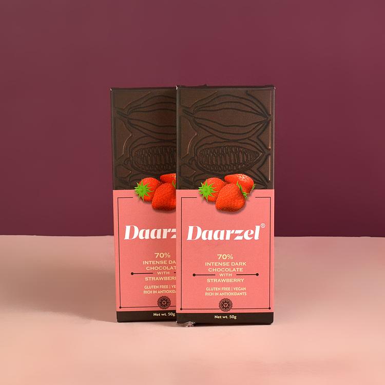 Daarzel Strawberry Dark Chocolate 2pcs