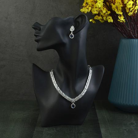 Regalia Royale Blue Diamond Set