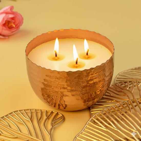 Urli Candle