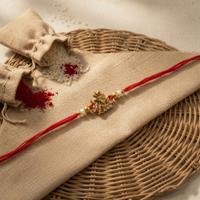 Graceful Kanha Dori Rakhi