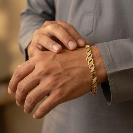 AD Studded Rhombus Link Bracelet