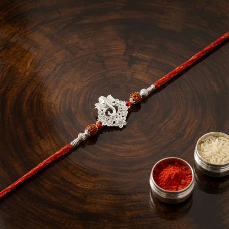Cristales Ganesh Rakhi