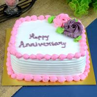 Anniversary Strawberry Cake-1/2 Kg