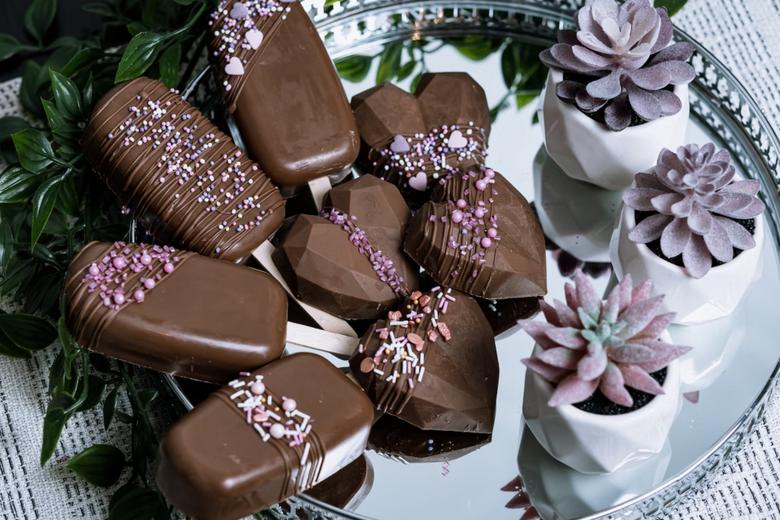 Send Delectable Chocolates to India on Pongal