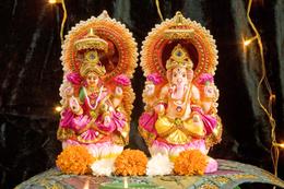 Top 5 home decor items for her on Bengali New Year