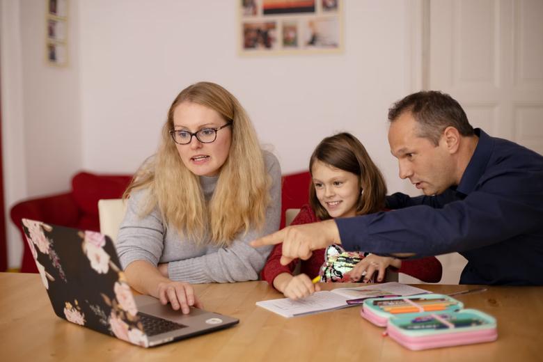 Send Parents' Day Gifts to India