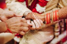 Top 7 Wedding Gifts for Indian Bride
