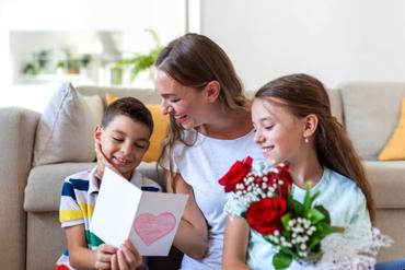 Top 10 Gifts for Grandmother in India